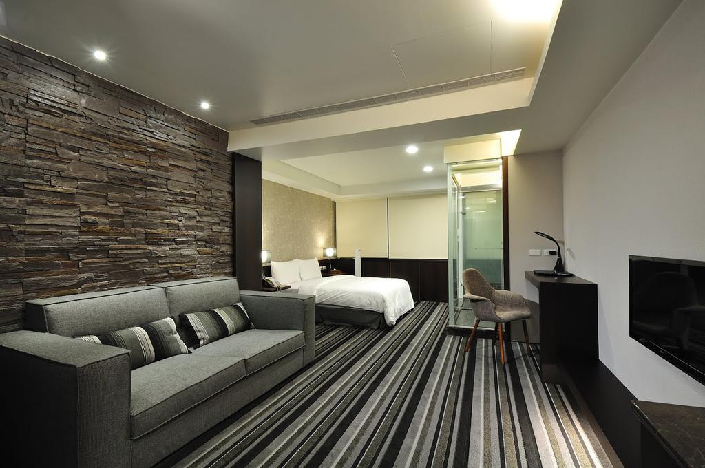 Sun Sweet Hotel Luodong Exterior photo